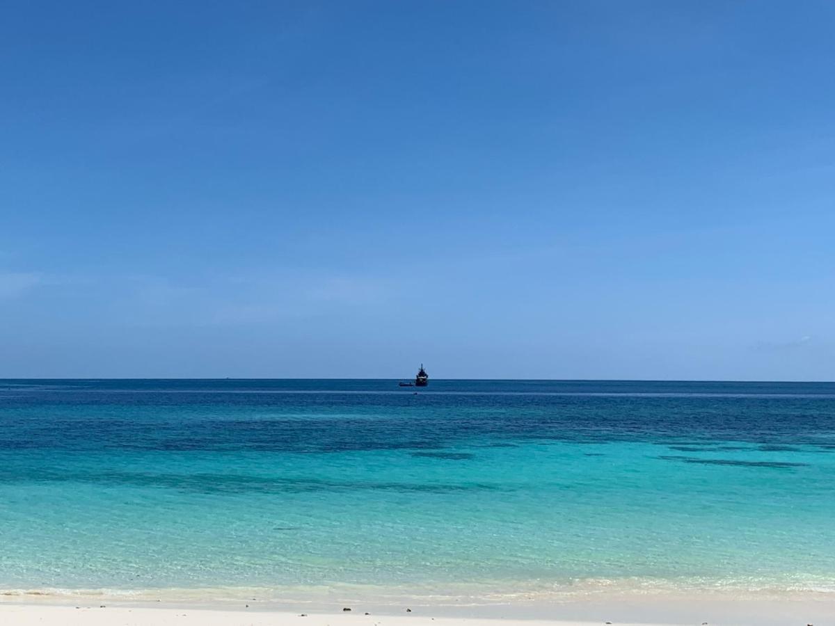 Bella Vista Beach Resort Koh Lipe Extérieur photo